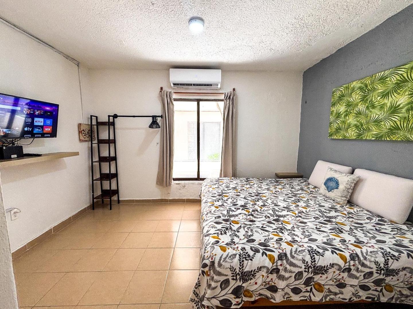 1br In Marlin, Access And Pools