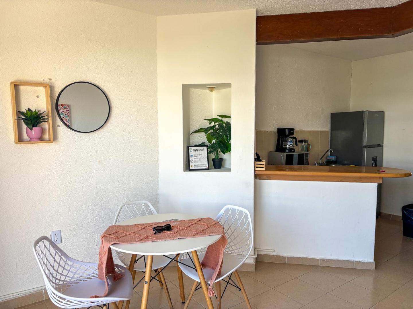 1br In Marlin, Access And Pools Apartment